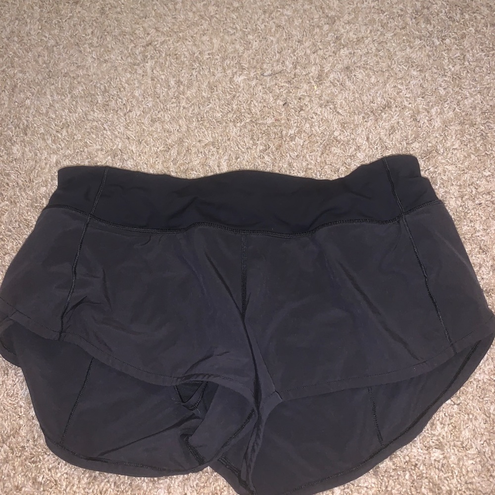 Lululemon black shorts